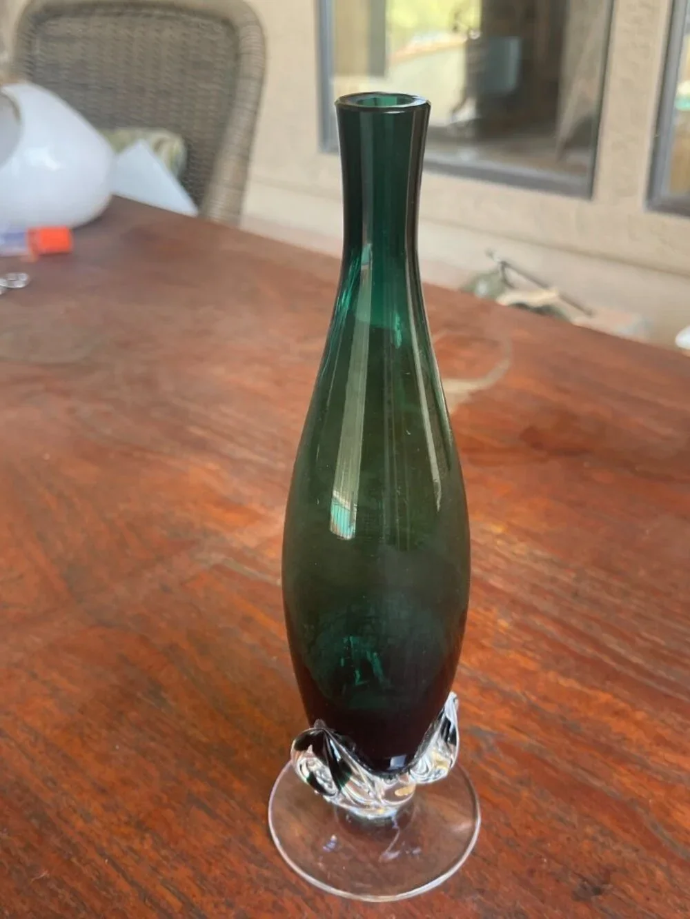Tiffin Killarney Teal Green 3-Leaf Stem Bud Vase